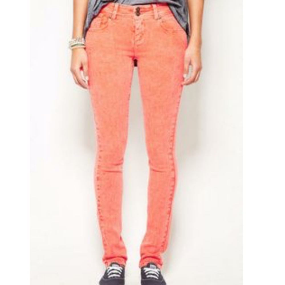 Delia’s Jayden Orange Acid Washed Skinny Pants 5/6